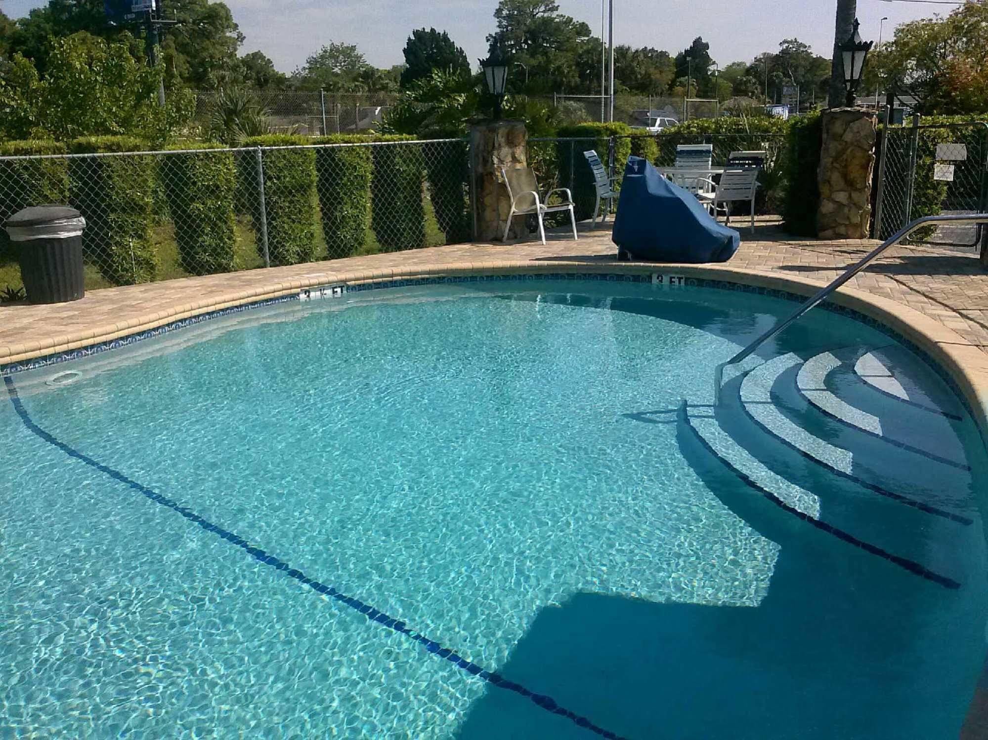 River Side Inn ניו פורט ריצ'י מראה חיצוני תמונה